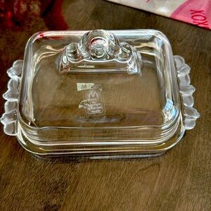 Butter dish